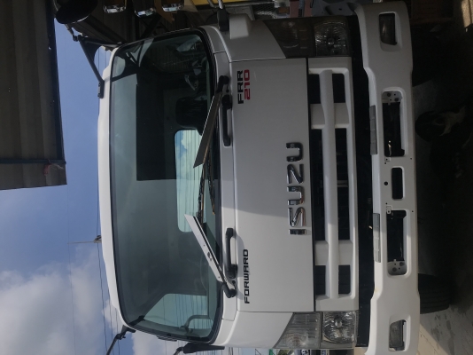 ขายISUZU FRR 210 ยาว 6.5m รถปลายปี57 ขายISUZU FRR 210 ยาว 6.5m รถปลายปี57