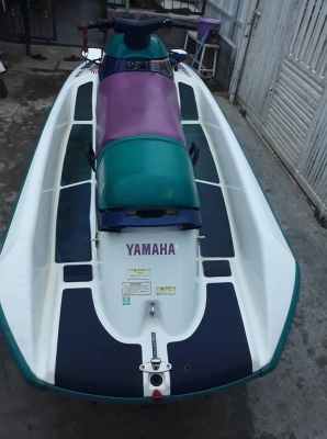 YAMAHA VN 700