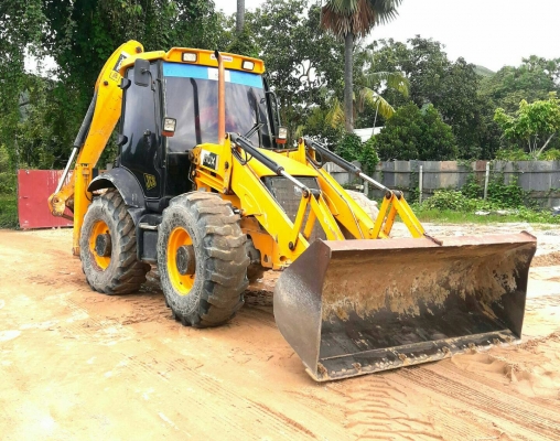 ขายรถตักล้อยาง JCB ราคา 630000