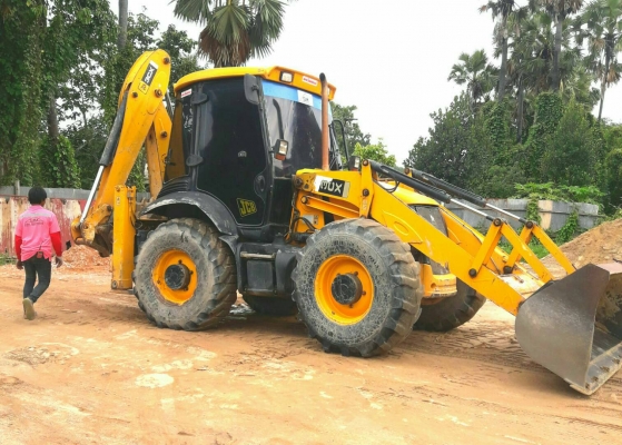 ขายรถตักล้อยาง JCB ราคา 630000