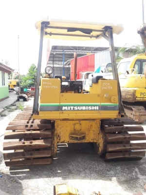 ขายจ้า..รถดันดิน...MITSUBISHI  BD2G ทู  เก่านอกแท้...สภาพสวย..เดิมๆๆ..แทรคใหญ่..พร้อมใช้...โทร  089-3818694  จ๊อย..