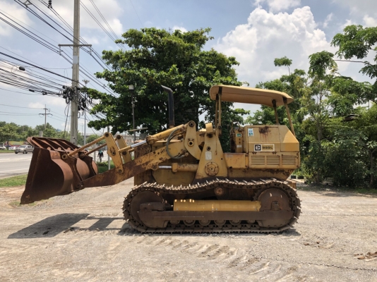ขายรถตักแทร็คเหล็ก CATERPILLAR 955L สภาพพร้อมใช้งาน นำเข้าจากญี่ปุ่น ติดต่อ 063-9316985 ID LINE : 0639316985 ครับ