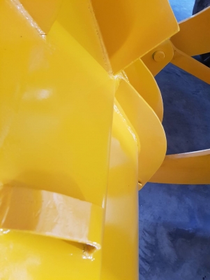 รถตักKOMATSU 510 ขนาดบุ้งกี่1.2Q เครื่องยนต์KOMATSU 4D105 ขนาดล้อกระทะ24นิ้ว เก่าญี่ปุ่น บุ้งกี่ยังมีเลขซีรี่นัมเบอร์ ระบบขับเคลื่อน4ล้อ ฟูลไทม์ แรงจริงประหยัดสุดในรุ่นเอวอ่อน เบรคได้ดังใจ  เอวอ่อนประหยัดสุดๆ เก่านอกพร้อมใช้งาน ตักหิน ดิน ทราย ข้าวเป