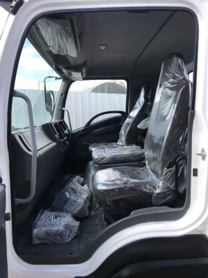 หัวรถยี่ห้อ ISUZU รุ่น 360