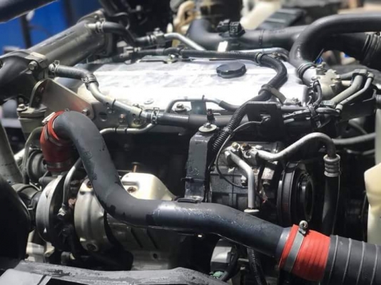 หัวรถยี่ห้อ ISUZU รุ่น  frr210