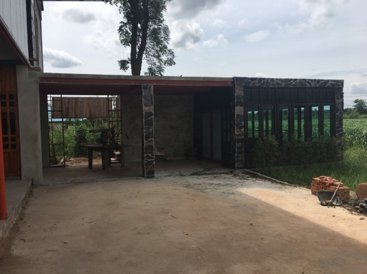 ที่ดินพร้อมสิ่งปลูกสร้าง โกดัง