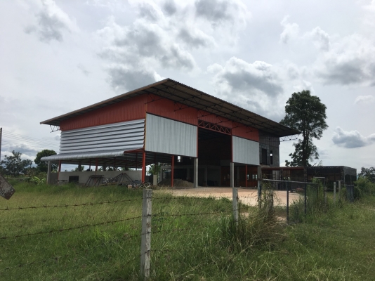 ที่ดินพร้อมสิ่งปลูกสร้าง โกดัง