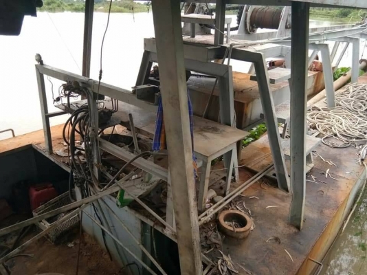 ขาย 650,000 เรือดูดทราย ยาว 15 ม.พร้อมใบอนุญาติเรือดูดทราย ดูดได้วันละ 300-500 คิว เครื่อง HINO ปั้ม ขาย 650,000 เรือดูดทราย ยาว 15 ม.พร้อมใบอนุญาติเรือดูดทราย ดูดได้วันละ 300-500 คิว เครื่อง HINO ปั้ม