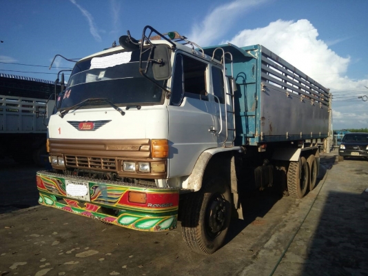รถบรรทุกสิบล้อ HINO FM227