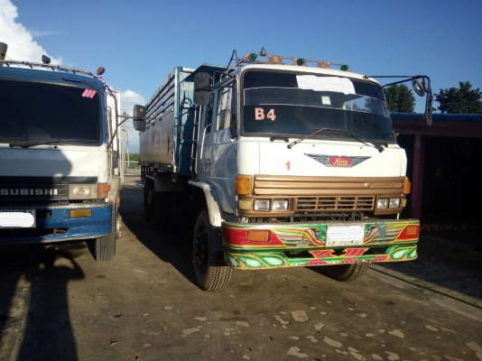รถบรรทุกสิบล้อ HINO FM227