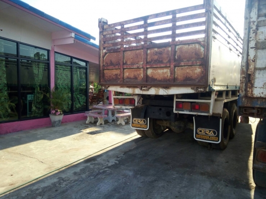 รถบรรทุกสิบล้อ HINO FM227