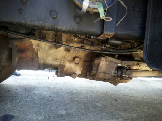 รถบรรทุกสิบล้อ HINO FM227