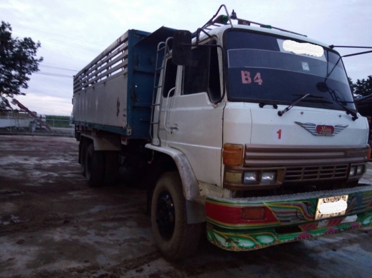 รถบรรทุกสิบล้อ HINO FM227