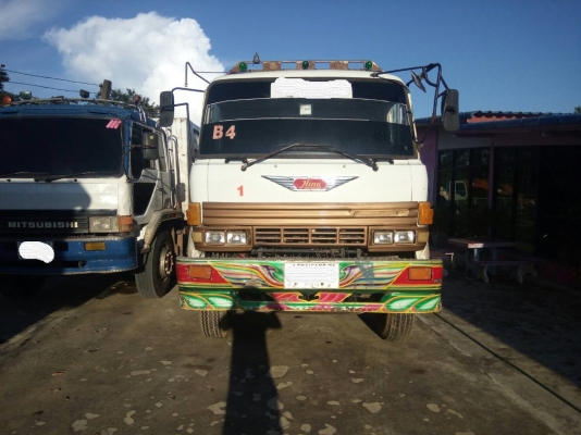 รถบรรทุกสิบล้อ HINO FM227
