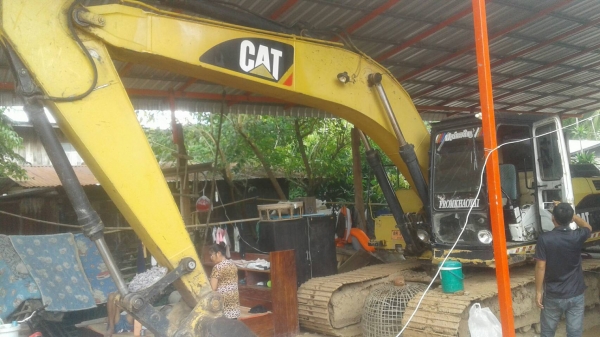ขายดาวน์ CAT-320 DL 400000 หลือ 31 งวดละ 19220บาท ( ต่อลองหน้้างาน ) เล่ม ไฟฟ้า เเอร์ครบ พร้อมใช้งาน  ดูรถที จ. ศรีสะเกษ   สอบถามเพิ่ม 098 668-3479 dtac 094 283-9369 สิทธิ์ คับ
