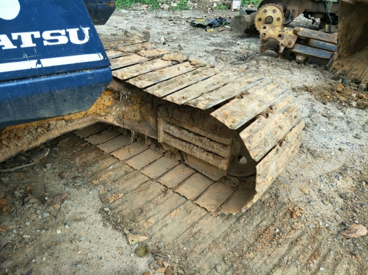 มี VDO ให้ชม. KOMATSU PC60-5 มีระบบหัวกระแทก ราคา 350000