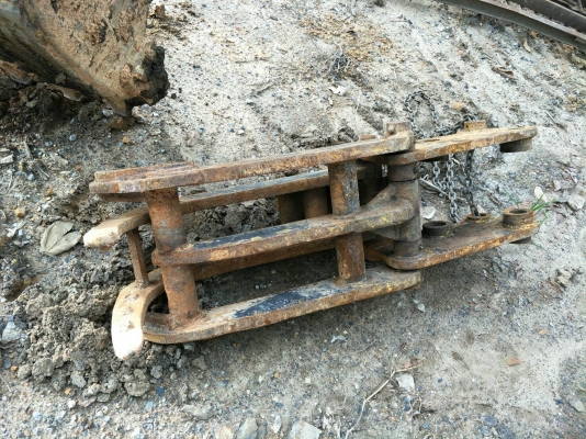 มี VDO ให้ชม. KOMATSU PC60-5 มีระบบหัวกระแทก ราคา 350000