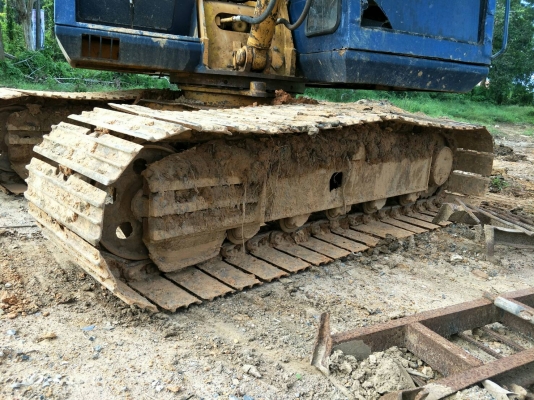 มี VDO ให้ชม. KOMATSU PC60-5 มีระบบหัวกระแทก ราคา 350000