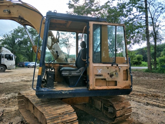 มี VDO ให้ชม. KOMATSU PC60-5 มีระบบหัวกระแทก ราคา 350000