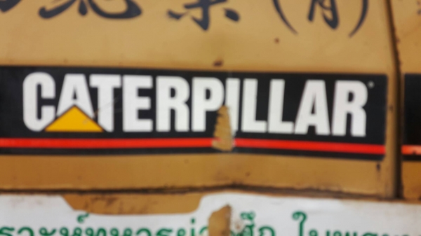 ขายแทรคเตอร์CAT. D4H เอกสารเล่มทะเบียนราคา 850,000 ขายแทรคเตอร์CAT. D4H เอกสารเล่มทะเบียนราคา 850,000