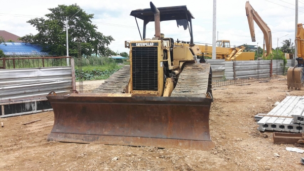 ขายแทรคเตอร์CAT. D4H เอกสารเล่มทะเบียนราคา 850,000 ขายแทรคเตอร์CAT. D4H เอกสารเล่มทะเบียนราคา 850,000
