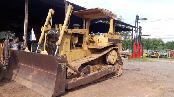 ขายแทรคเตอร์ CAT.D6H เอกสารเล่มทะเบียนราคา 1,350,000 ขายแทรคเตอร์ CAT.D6H เอกสารเล่มทะเบียนราคา 1,350,000