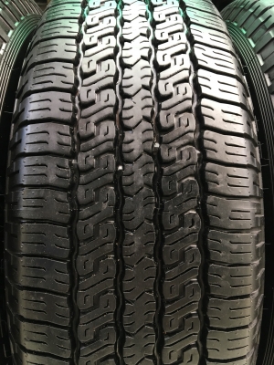ยางสภาพป้ายแดง 245-65-17 Toyo ปลายปี 17 สวย ดอกเต็ม มีตุ่มลาง