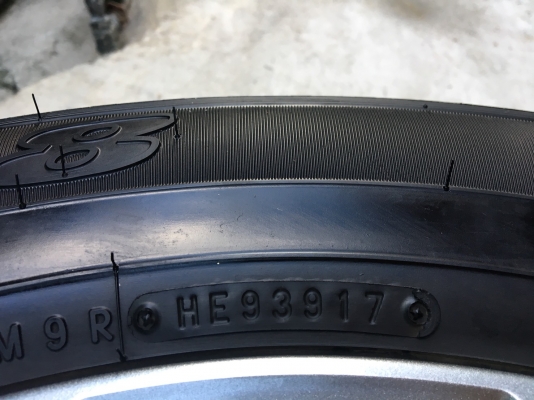 ล้อแม็ก Mitsu New Triton Plus 6รู139 ขอบ17 พร้อมยาง 245-65-17 TOYO ปลายปี 17 สภาพป้ายแดง