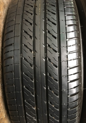 ยางป้ายแดง Dunlop 215-65-16 ปี 18 หนานิ่ม เต็มๆทุกเส้น