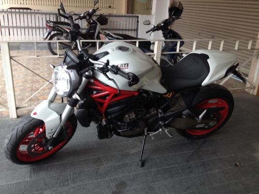 Ducati Monster 821 Performance II Pearl White ราคา 369,000 บาท -เลขไมค์ 2x,xxx โล -ชุดแต่งแท้ออกศูนย์ -ทะเบียนโอน พรบเต็มๆ สนใจโทรเบอร์ 093-9578297 โน๊ต รถจอดอยู่พัทยาใต้ (ขายเพราะร่างกายขับไม่ไหว มีรถหลายคัน) Ducati Monster 821 Performance II Pearl White ราคา 369,000 บาท -เลขไมค์ 2x,xxx โล -ชุดแต่งแท้ออกศูนย์ -ทะเบียนโอน พรบเต็มๆ สนใจโทรเบอร์ 093-9578297 โน๊ต รถจอดอยู่พัทยาใต้ (ขายเพราะร่างกายขับไม่ไหว มีรถหลายคัน)