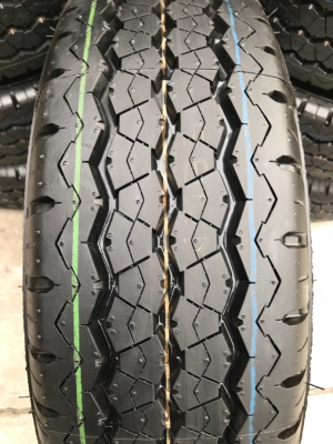 ยางป้ายแดง Bridgestone 215-70-15 ปี 18 ตุ่มอลัง เส้นสีชัด