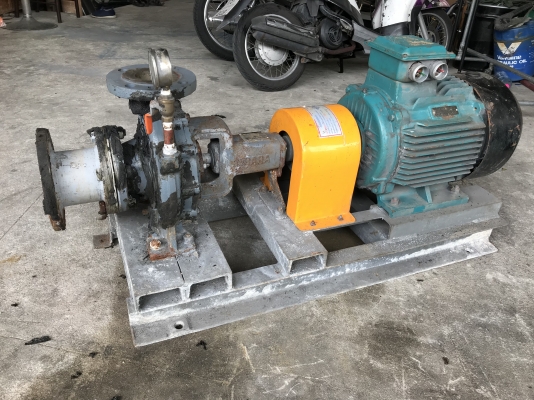 ขายปั๊มน้ำหอยโข่ง Ebara 80x65FSH ขนาดเข้า 3นิ้ว ออก 2.5นิ้ว (ต่อท่อเข้า 4นิ้ว) ชนมอเตอร์ 15HP. 380V 2800rpm. สภาพสวยเดิมๆ พร้อมใช้งาน