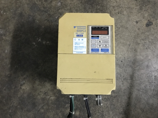 ขายอินเวอร์เตอร์ ปรับรอบมอเตอร์ Yaskawa 3HP. 220V made in Japan สภาพสวยตัดตู้ พร้อมใช้งาน