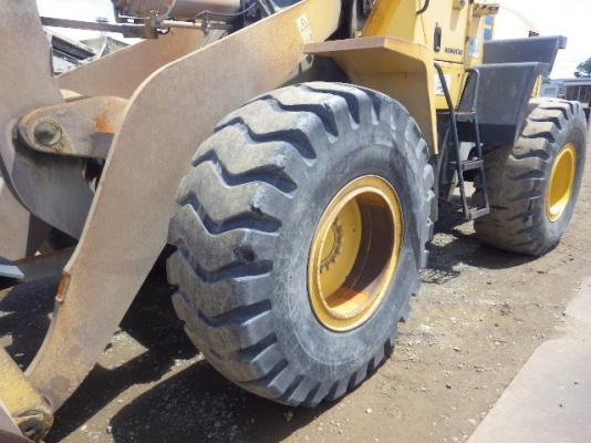 ขายรถตัก ยี่ห้อKOMATSU รุ่นWA320-5 ขายรถตัก ยี่ห้อKOMATSU รุ่นWA320-5