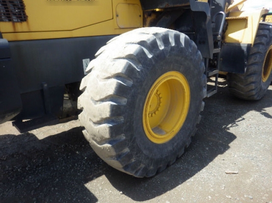 ขายรถตัก ยี่ห้อKOMATSU รุ่นWA320-5 ขายรถตัก ยี่ห้อKOMATSU รุ่นWA320-5