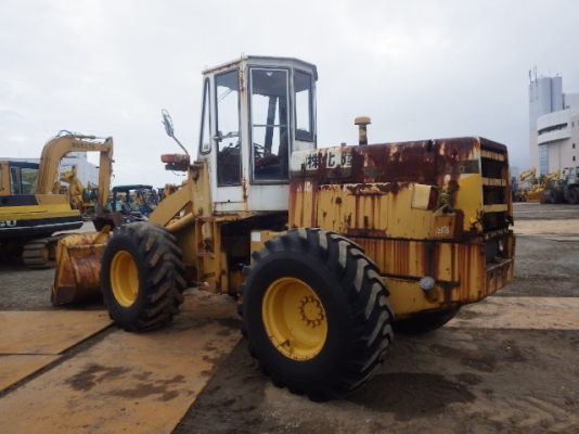 ขายรถตัก ยี่ห้อKOMATSU รุ่น515 ขายรถตัก ยี่ห้อKOMATSU รุ่น515