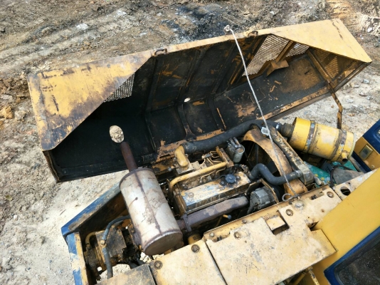 มี VDO ให้ชม. KOMATSU PC60-5 มีระบบหัวกระแทก ราคา 350000
