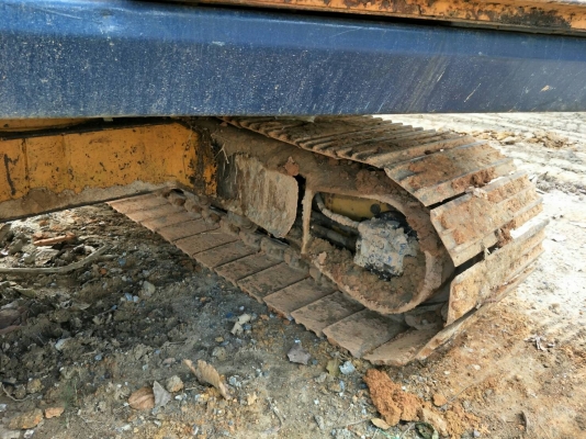มี VDO ให้ชม. KOMATSU PC60-5 มีระบบหัวกระแทก ราคา 350000