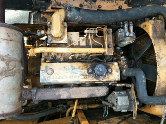 มี VDO ให้ชม. KOMATSU PC60-5 มีระบบหัวกระแทก ราคา 350000