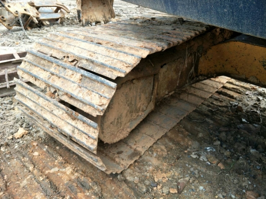 มี VDO ให้ชม. KOMATSU PC60-5 มีระบบหัวกระแทก ราคา 350000