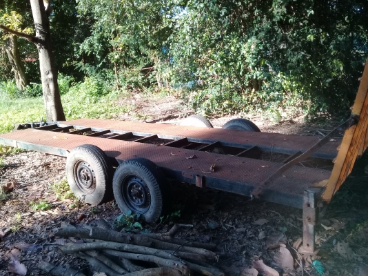 ขายเทลเลอร์บรรทุกรถเกี่ยวของเจริญชัยเพลากระเดื่องยางดี 4 เส้น ลดราคาเหลือ 33000 บาท