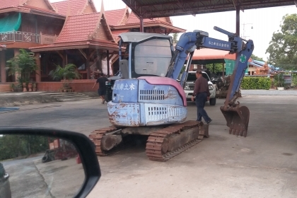 ขาย!! >>> Komatsu Pc30UUรุ่น3 พร้อมใช้งาน <<< เบอร์ติดต่อ 098-7155789 086-4631102