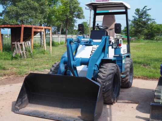 รถตักเก่าญี่ปุ่นMITSUBISHI รุ่น WS200G