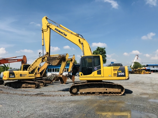 ขาย KOMATSU PC200-8 ปี2007 ไมล์ 13,1370ชม. เอกสารเล่มทะเบียน