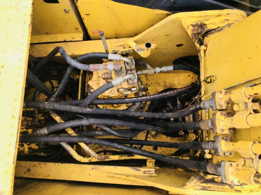 ขาย KOMATSU PC200-8 ปี2007 ไมล์ 13,1370ชม. เอกสารเล่มทะเบียน ขาย KOMATSU PC200-8 ปี2007 ไมล์ 13,1370ชม. เอกสารเล่มทะเบียน