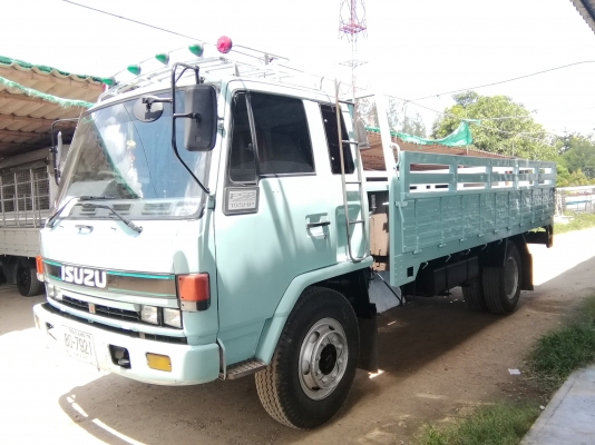 6 ล้อใหญ่ ISUZU *นางฟ้า* Super Rocky FSR 195 แรงม้า *ยาว 5.20 ม.* รถสวยเดิมทั้งคัน+สภาพพร้อมใช้งาน * รถห้างแท้ * มีเล่มพร้อมโอน *
