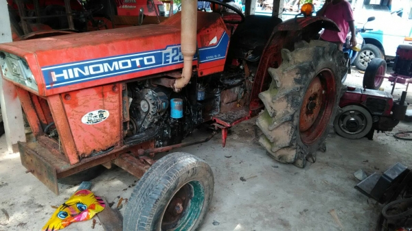 รถไถนาฮิโน23แรงเครื่องดีสนใจโทรมาคับ22000บาท