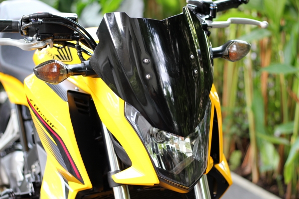 ฟรีดาวน์ HONDA CB650f ปี15 รถสวยพร้อมของแต่ง