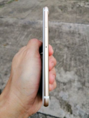 iPhone 7 สีทอง 128gb สภาพเทพ ใช้งานได้ปกติ