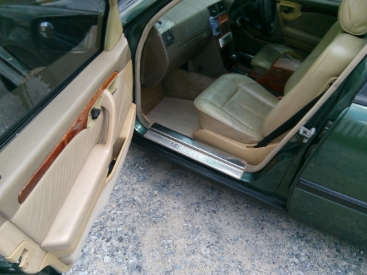 รถเก๋งเบนซ์ c180 ปี2000 เครื่องเบนซิน+LPGพร้อมใช้งาน0994503521เน้นโทร**รถอยู่ปทุมธานี**